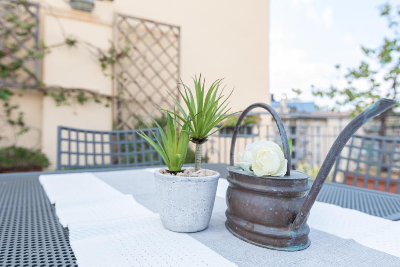 Sempione Split-Level Terrace Apartment - Top Collection 밀라노 외부 사진